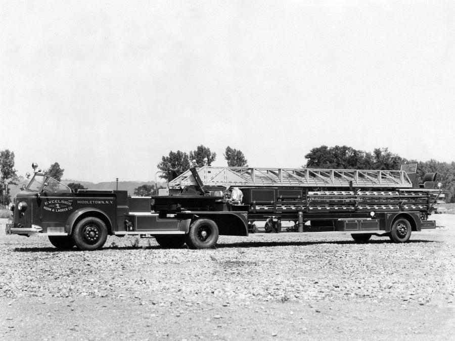  American LaFrance 700 Series Lift 1945 года  (фото 3 из 5)